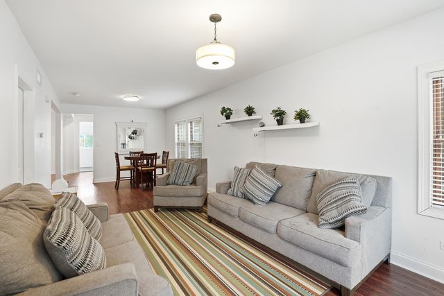 1229 Maple Avenue, Berwyn, IL 60402