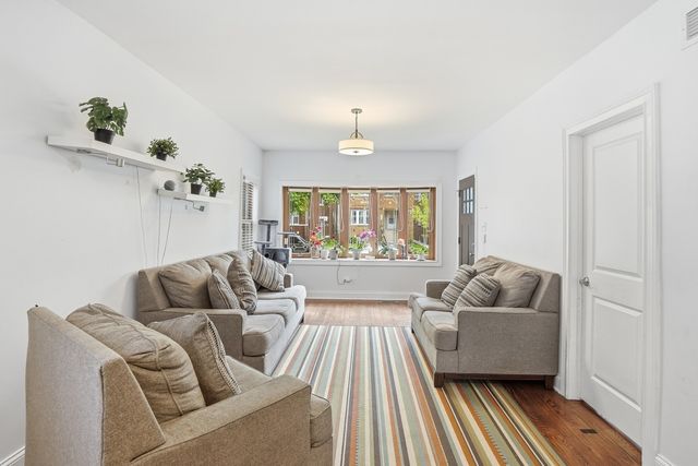 1229 Maple Avenue, Berwyn, IL 60402