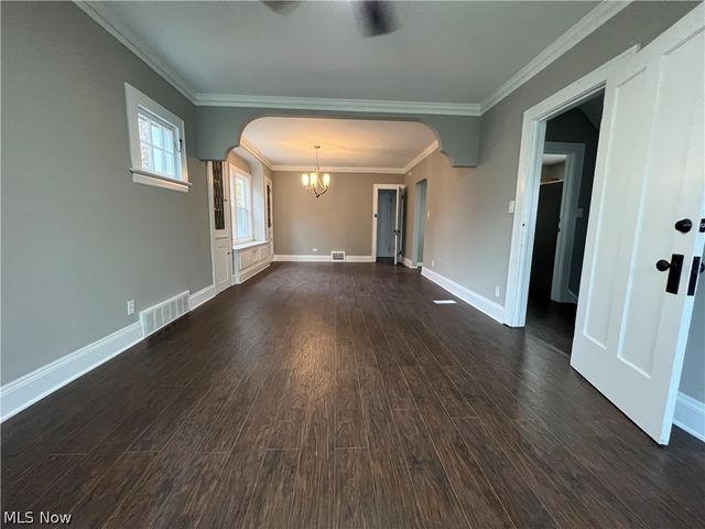 3569 W 147th Street, Cleveland, OH 44111