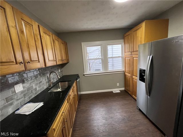 3569 W 147th Street, Cleveland, OH 44111