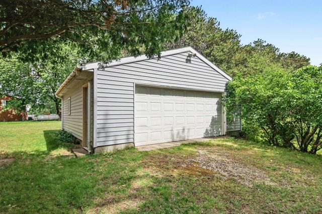 324 Fairlane Drive NW, Sparta, MI 49345