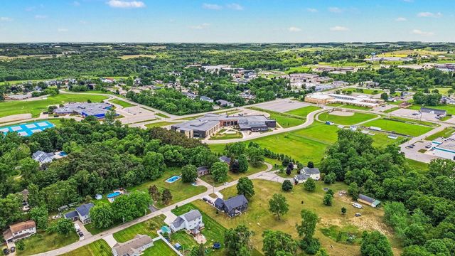 324 Fairlane Drive NW, Sparta, MI 49345