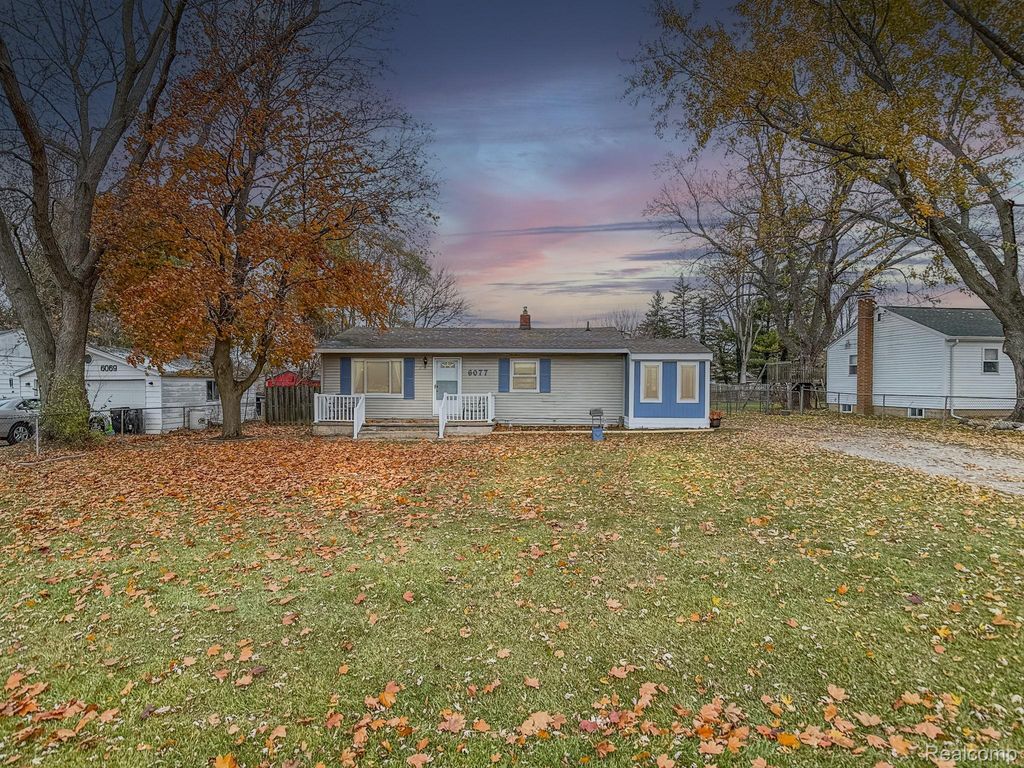 6077 Crown Point, Flint, MI 48506