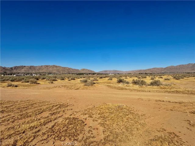 15369 Ocotilla, Apple Valley, CA 92307