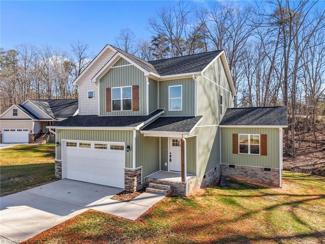 517 Woods Drive, Randleman, NC 27317