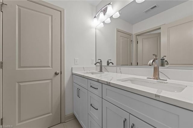 517 Woods Drive, Randleman, NC 27317