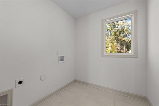 517 Woods Drive, Randleman, NC 27317