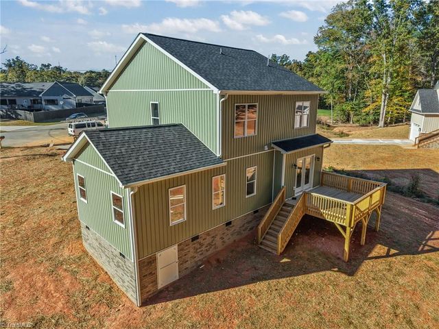 517 Woods Drive, Randleman, NC 27317