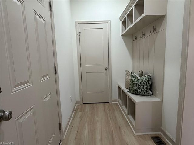 517 Woods Drive, Randleman, NC 27317