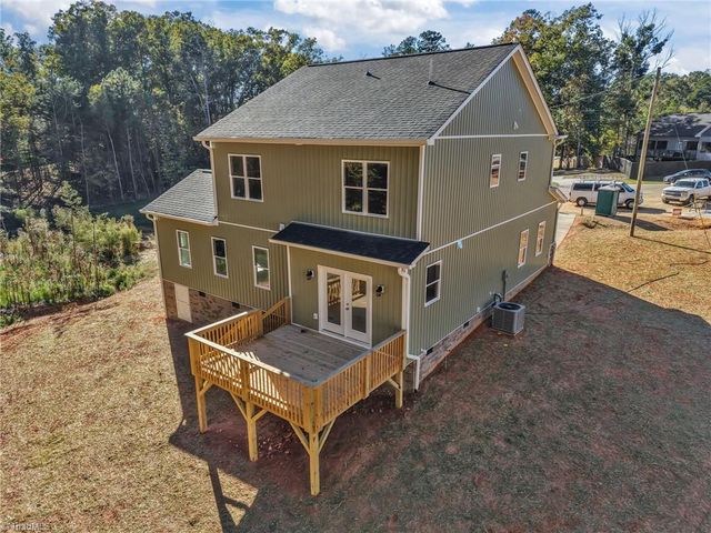 517 Woods Drive, Randleman, NC 27317