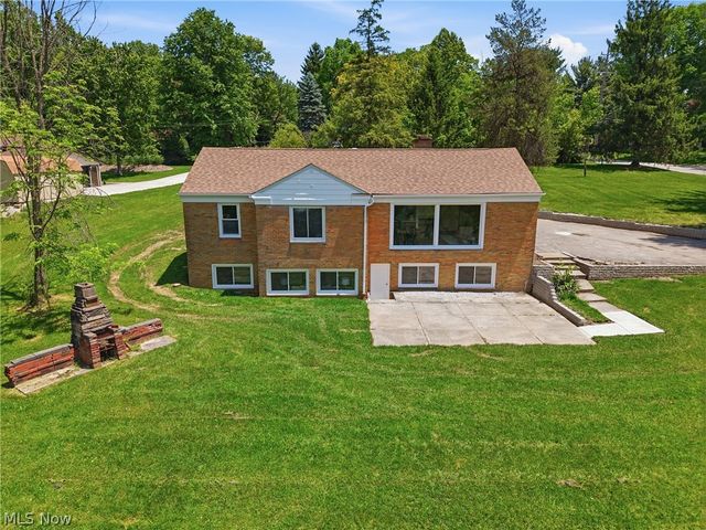 17305 Alexander Road, Walton Hills, OH 44146