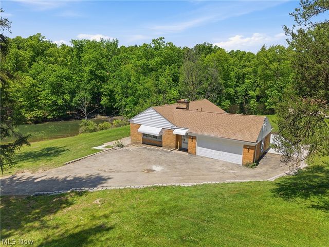 17305 Alexander Road, Walton Hills, OH 44146