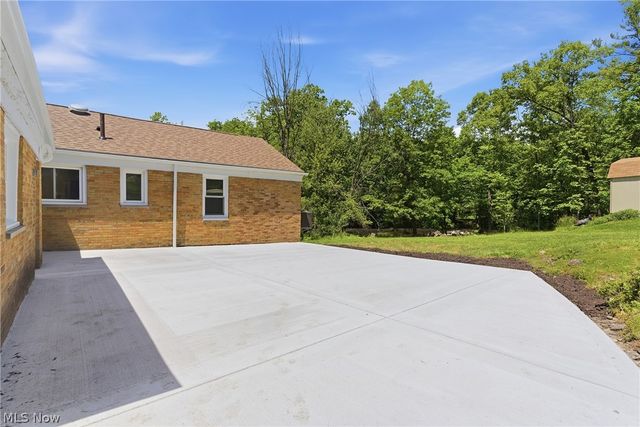 17305 Alexander Road, Walton Hills, OH 44146