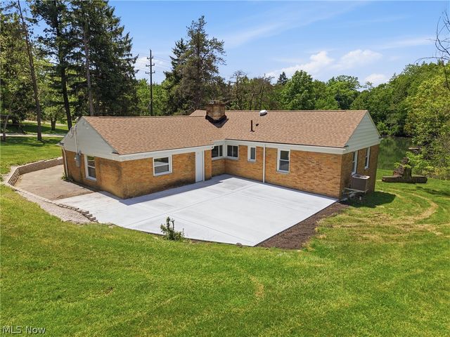17305 Alexander Road, Walton Hills, OH 44146