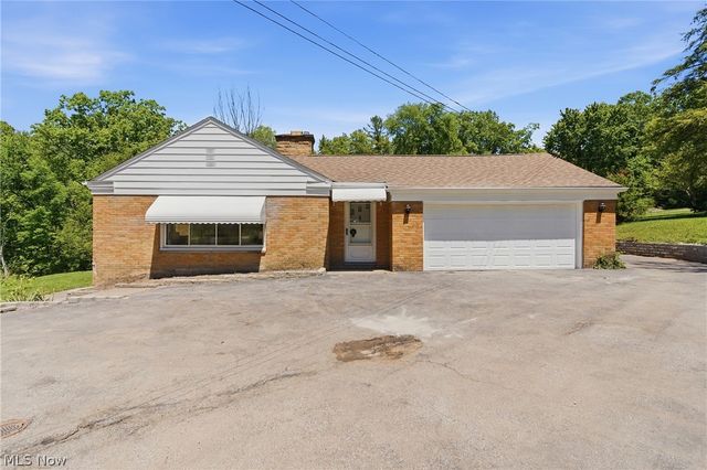 17305 Alexander Road, Walton Hills, OH 44146