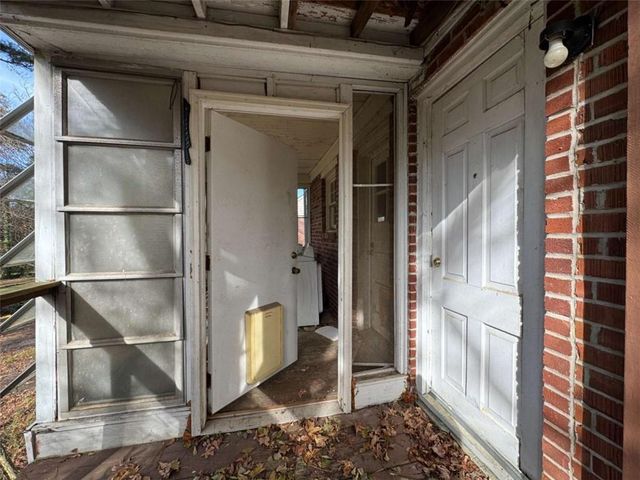 2169 Delowe Drive, Atlanta, GA 30344