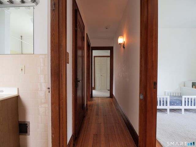 9 Lawton Terrace, Ansonia, CT 06401
