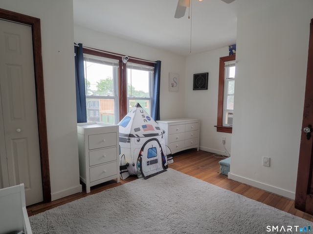 9 Lawton Terrace, Ansonia, CT 06401