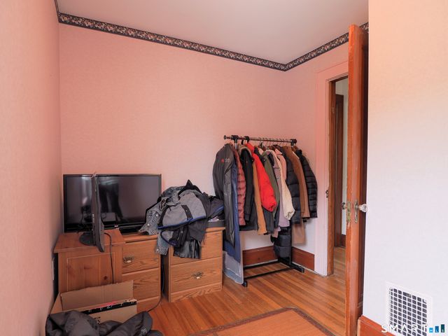 9 Lawton Terrace, Ansonia, CT 06401