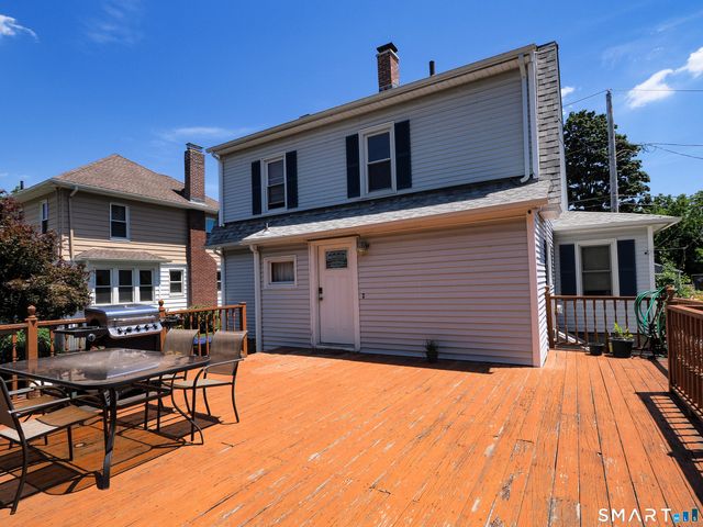 9 Lawton Terrace, Ansonia, CT 06401