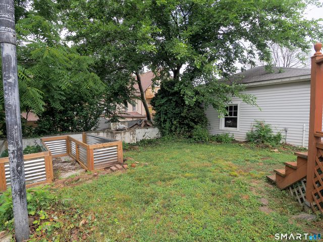 9 Lawton Terrace, Ansonia, CT 06401