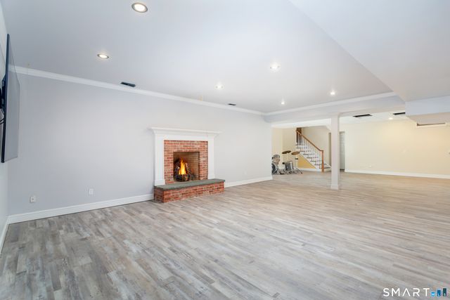 7 Old Hyde Road, Weston, CT 06883