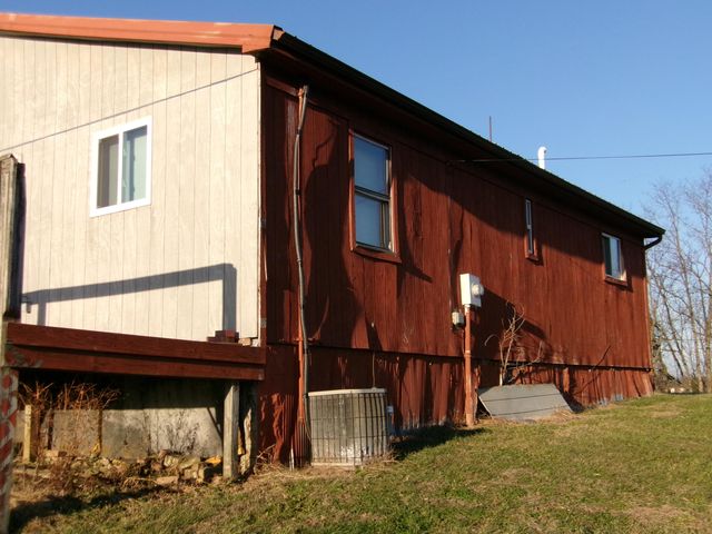 1078 Hamilton Road, Brooksville, KY 41004