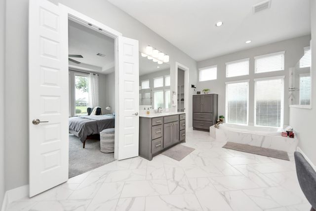 6535 Woodleaf Lake Loop, Katy, TX 77493