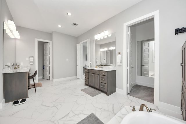 6535 Woodleaf Lake Loop, Katy, TX 77493