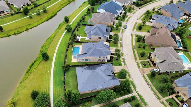 6535 Woodleaf Lake Loop, Katy, TX 77493