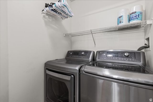 628 W CREEK BLUFF CV, Sandy, UT 84070