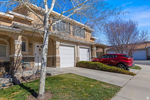 628 W CREEK BLUFF CV, Sandy, UT 84070