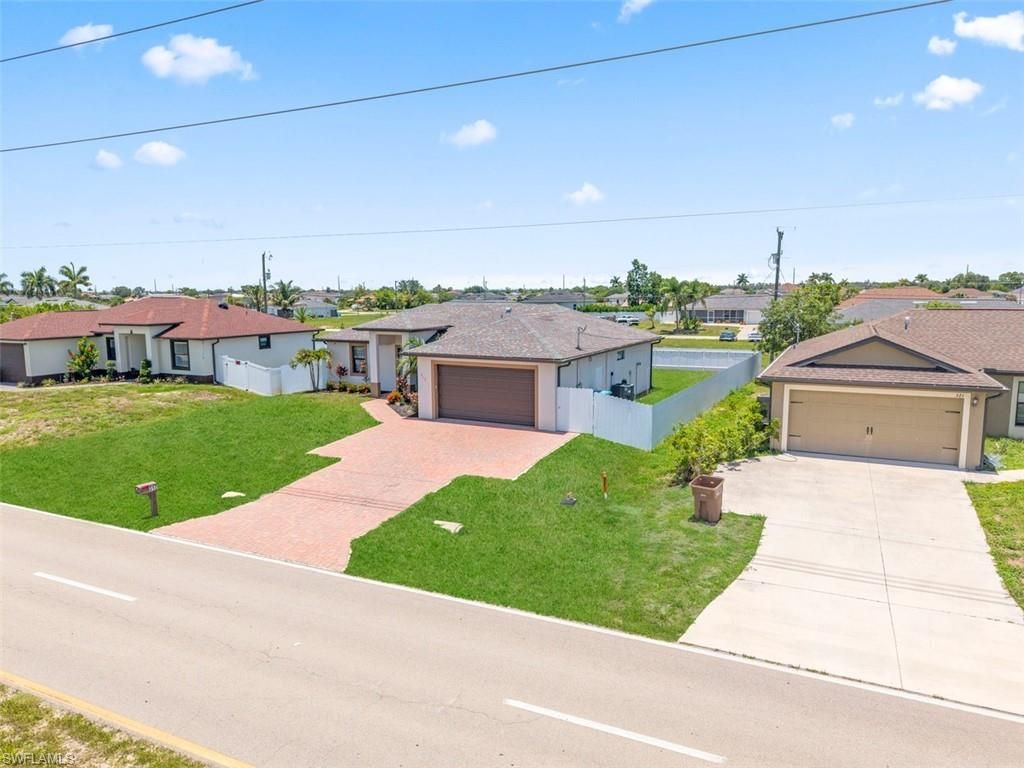 317 Kismet PKWY E, CAPE CORAL, FL 33909 — exterior