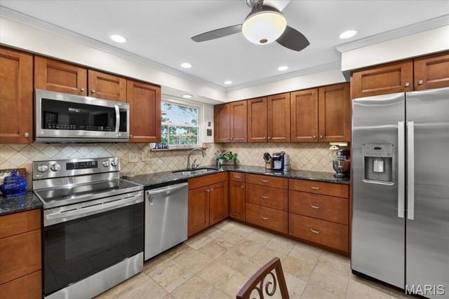 15009 Claymoor Court 8, Chesterfield, MO 63017