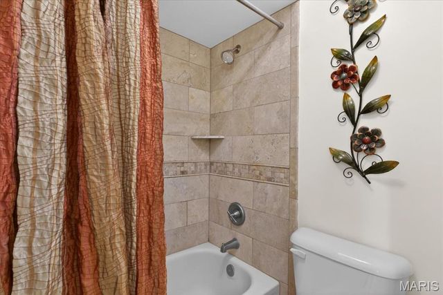 15009 Claymoor Court 8, Chesterfield, MO 63017