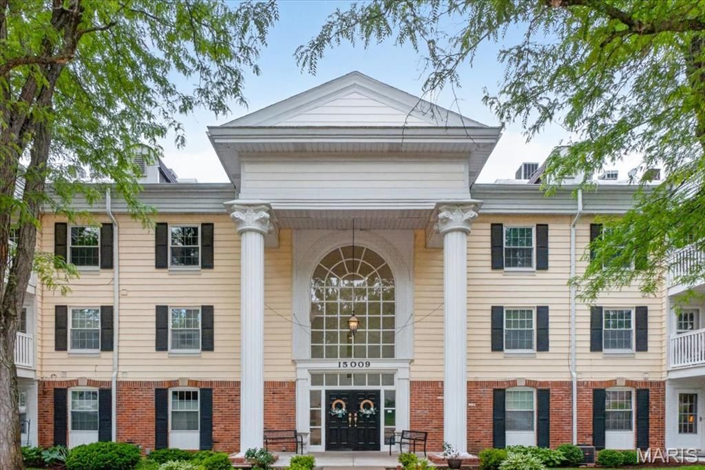 15009 Claymoor Court 8, Chesterfield, MO 63017