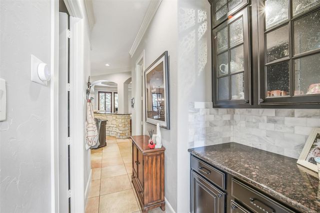 22114 Meadowhurst Circle E, Tomball, TX 77377