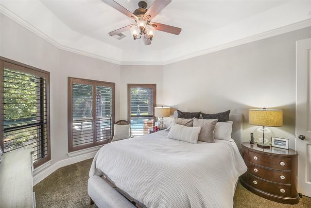 22114 Meadowhurst Circle E, Tomball, TX 77377
