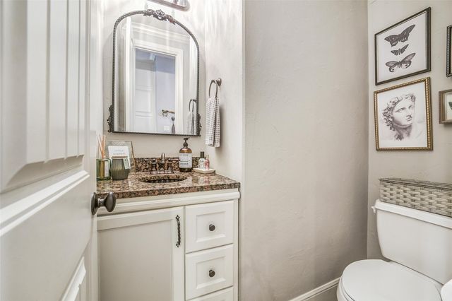 22114 Meadowhurst Circle E, Tomball, TX 77377