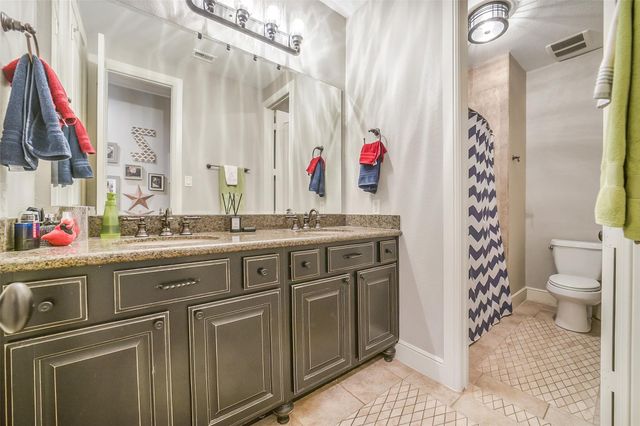 22114 Meadowhurst Circle E, Tomball, TX 77377