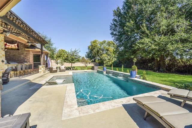 22114 Meadowhurst Circle E, Tomball, TX 77377