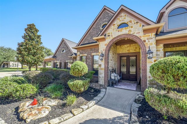 22114 Meadowhurst Circle E, Tomball, TX 77377