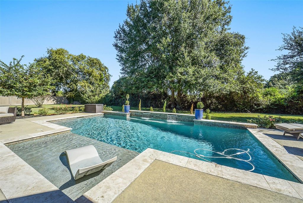 22114 Meadowhurst Circle E, Tomball, TX 77377