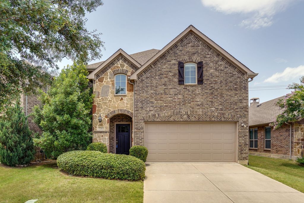 731 Kirby Drive, Lantana, TX 76226