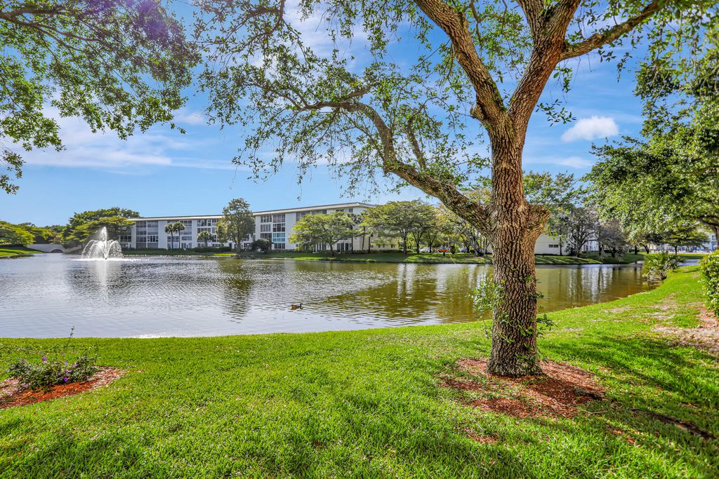 1704 Andros Isle E-1, Coconut Creek, FL 33066