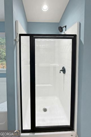 194 Inverness Avenue, Newnan, GA 30263