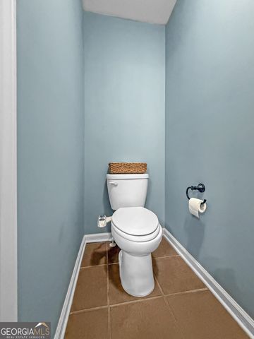 194 Inverness Avenue, Newnan, GA 30263