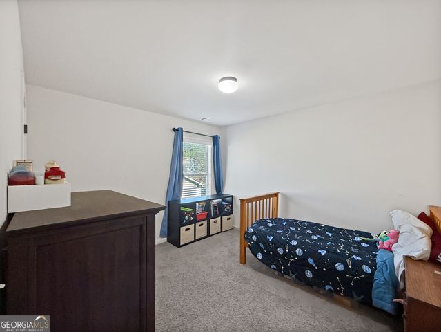 194 Inverness Avenue, Newnan, GA 30263