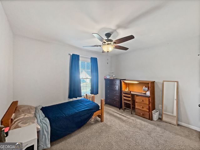 194 Inverness Avenue, Newnan, GA 30263