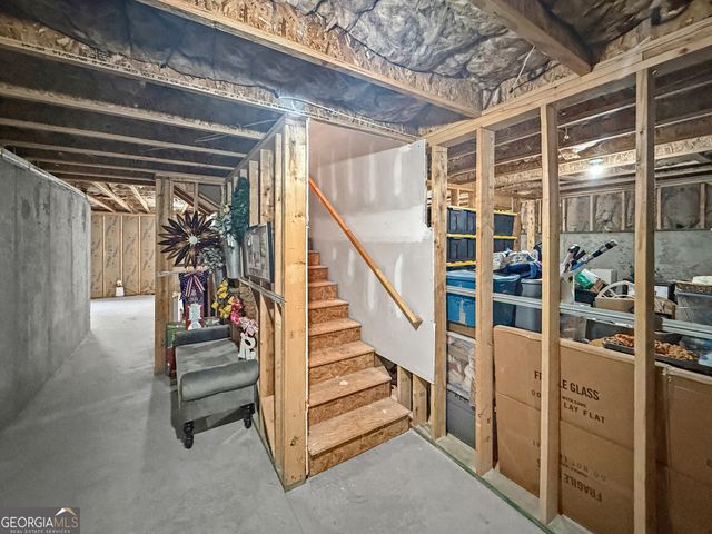 194 Inverness Avenue, Newnan, GA 30263